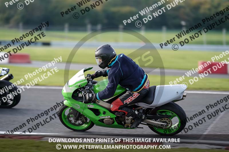 anglesey;brands hatch;cadwell park;croft;donington park;enduro digital images;event digital images;eventdigitalimages;mallory;no limits;oulton park;peter wileman photography;racing digital images;silverstone;snetterton;trackday digital images;trackday photos;vmcc banbury run;welsh 2 day enduro